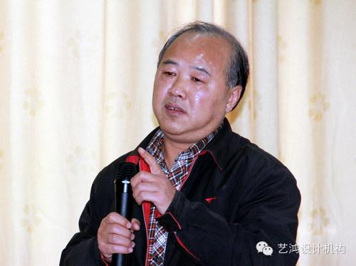藝鴻裝飾總經(jīng)理陳勝華被聘任為大學(xué)校園客座講師(圖4)
