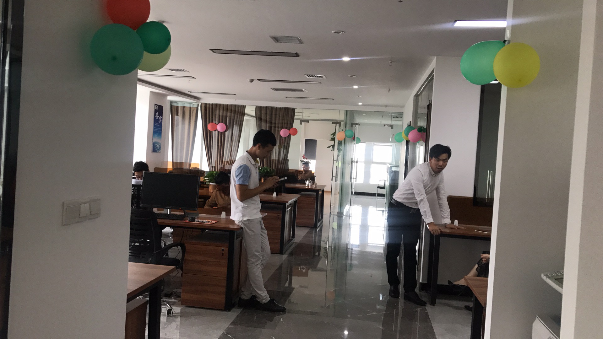 藝鴻裝飾湖南長沙分公司盛大開業(yè)(圖9) 藝鴻裝飾湖南長沙分公司盛大開業(yè)(圖9)