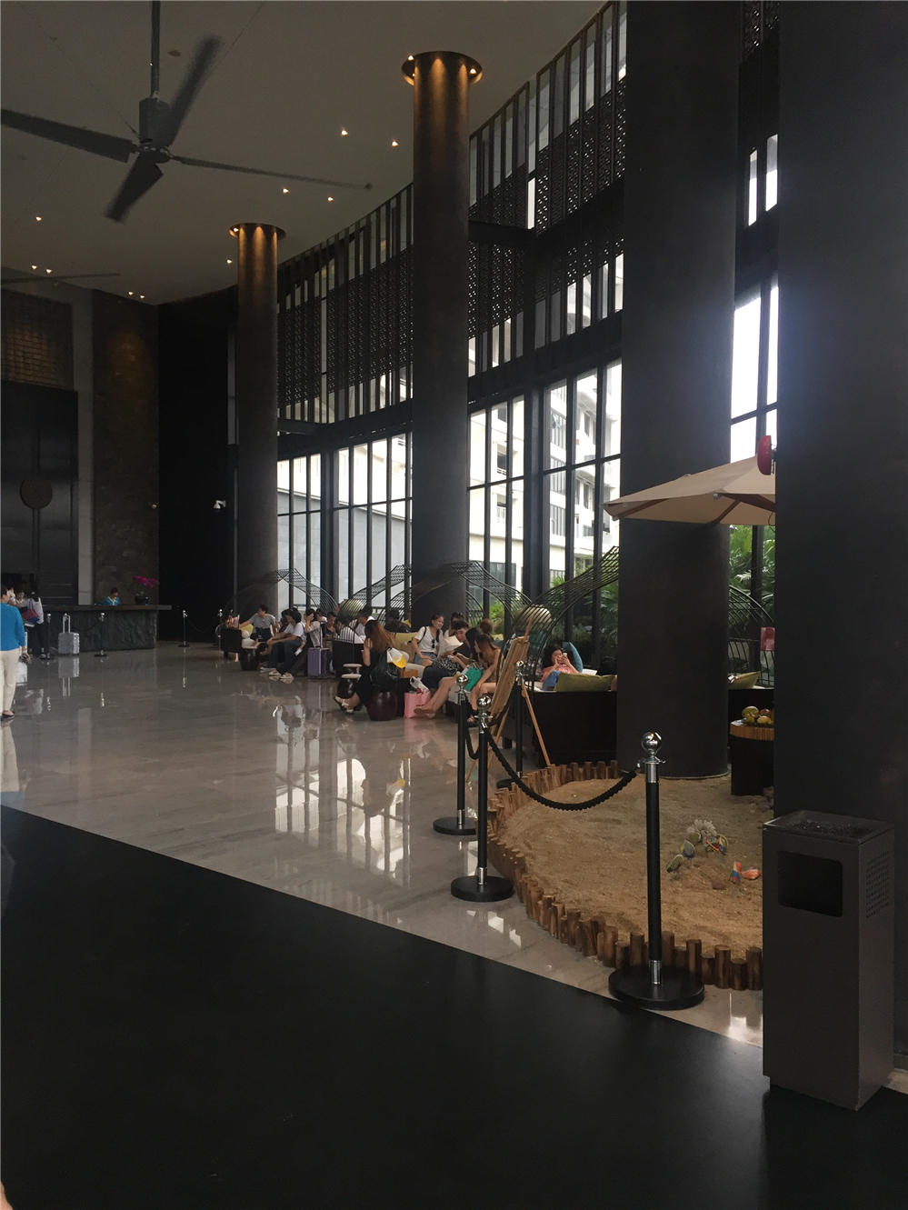 藝鴻裝飾.國際六星級酒店體驗(yàn)之旅(圖9) 藝鴻裝飾.國際六星級酒店體驗(yàn)之旅(圖9)